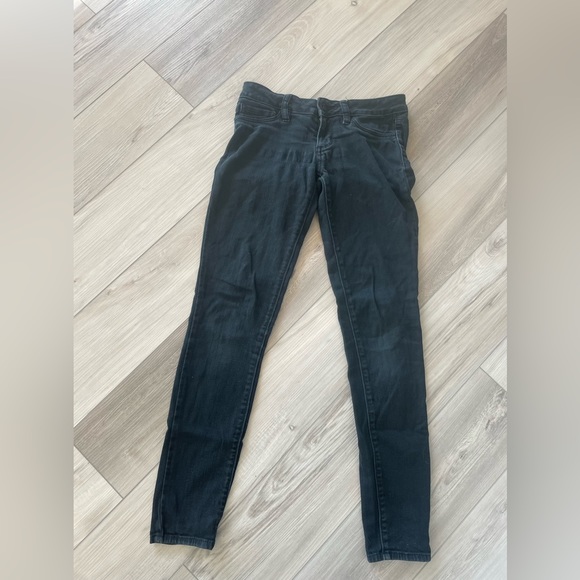 Jeans - Picture 2 of 4